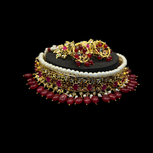 Zahra Red Choker Set