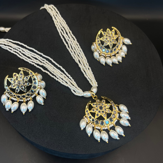 Nayab Pearl Pendant Set